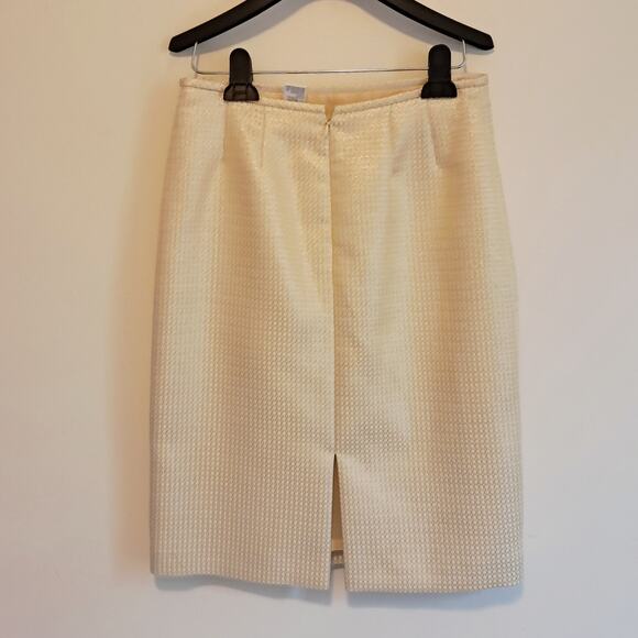 Tahari Arthur S Levine Luxe Elegant Cream Skirt Suit Set Gold Trim - Picture 5 of 10